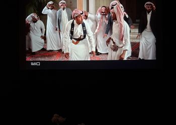 شقة بغرفة نوم وصالة سنمائية