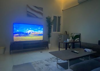 شقة بدخول ذاتي وغرفة نوم 