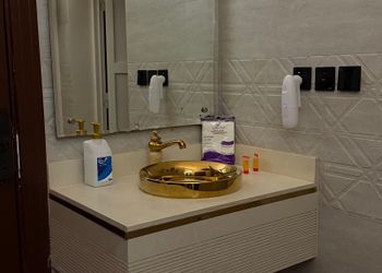 استديو بسرير ماستر وجلسة جانبية
