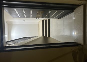 استديو بسرير ماستر وجلسة جانبية