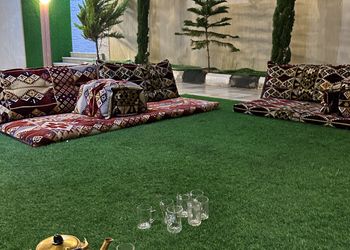 استراحة بجلسة خارجية وغرفتين نوم