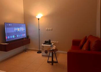 استديو بسرير ماستر وجلسة جانبية