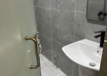 استديو هادئ بسرير ماستر