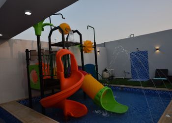 شاليه جلسة خارجية وغرفتين نوم