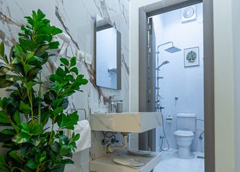 شقة بغرفة معيشة وغرفة نوم 