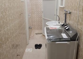 استديو بصالة ودخول ذاتي