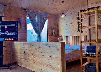 Studio with Master Bed