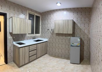 شقة بغرفة معيشة وغرفة نوم 