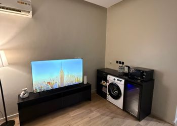 استديو هادئ بسرير ماستر 