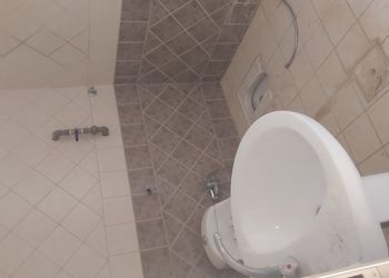 مزرعة بطراز شعبي وملحق خارجي