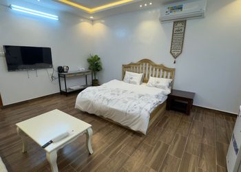 استديو هادئ بسرير ماستر 