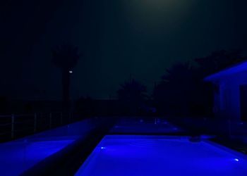 استراحة بجلسة خارجية ومسبح