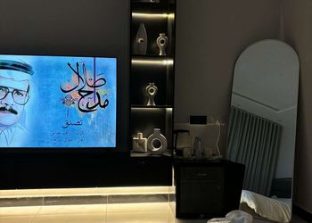 استديو بسرير ماستر وجلسة جانبية 