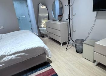 استديو بسرير مريح ودخول ذاتي 