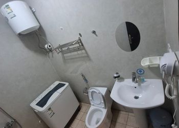 شقة بصالة وغرفة نوم