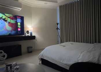 استديو بسرير ماستر ودخول ذاتي 