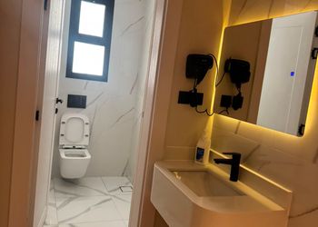 استديو هادئ بسرير ماستر 