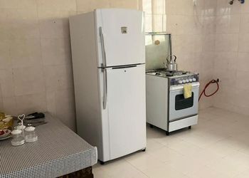 شقة بغرفتين نوم وغرفة جلوس 