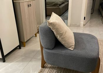 شقة بغرفة معيشة وغرفتين نوم 