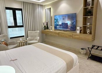 استديو بسرير ماستر