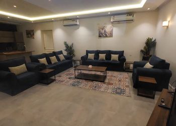 شاليه بتصميم مودرن ومسبح خارجي