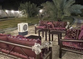 استراحة بمجلس واسع وجلسة خارجية