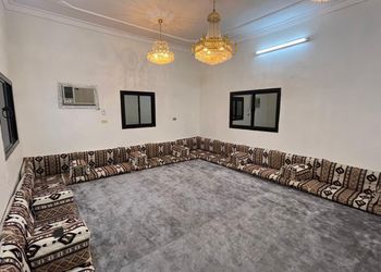استراحة بداخل مزرعة بمجالس واسعة