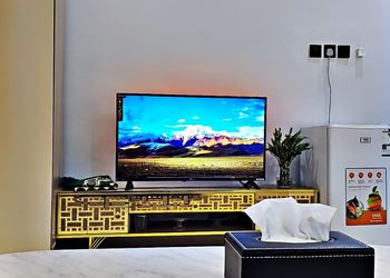 استديو بأثاث مريح وبسيط 