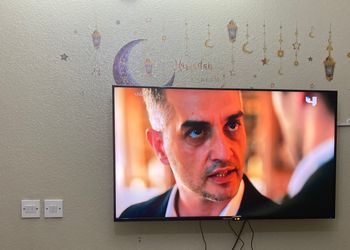 شقة بغرفتين نوم وأثاث مريح