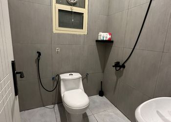 استديو بدخول ذاتي