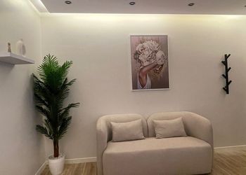 استديو بسرير ماستر وجلسة 