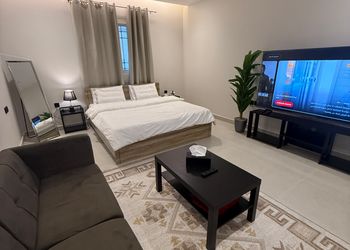 استديو بسرير ماستر ودخول ذاتي