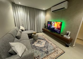 شقة بتصميم هادئ ودخول ذاتي