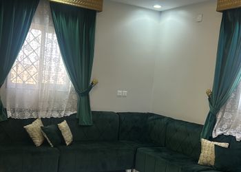 استراحة بمجالس واسعة وفناء خارجي 