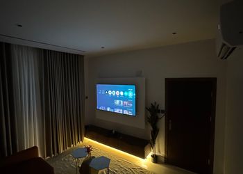 استديو بسرير ماستر