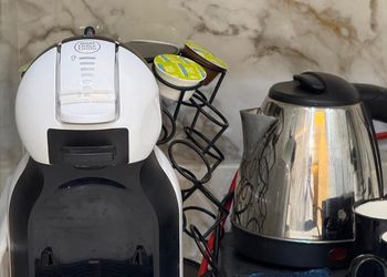 شقة بغرفتين نوم وأثاث مريح