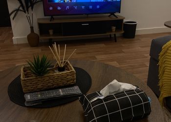 استديو بسرير ماستر وجلسة جانبية 