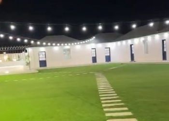 استراحة بملحق خارجي