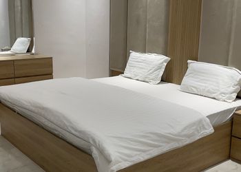 استديو بسريرين مفردة ودخول ذاتي 