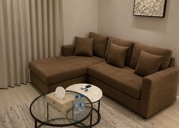 استديو بسرير ماستر وجلسة جانبية