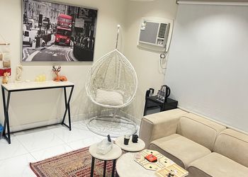 استديو بسرير ماستر