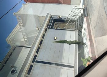  استديو مستقل بحوش ودخول ذاتي