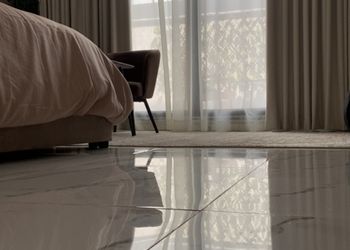 استديو بسرير ماستر وجلسة جانبية