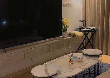 استيديو هادئ بدخول ذاتي