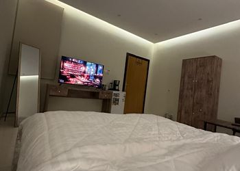 استوديو بسرير ماستر ودخول ذاتي 