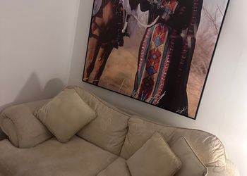 استديو بسرير ماستر وجلسة جانبية