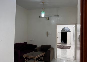 دور ارضي بصاله و غرف نوم 