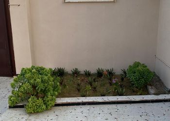 استراحة بمسبح خارجي وجلسة خارجية