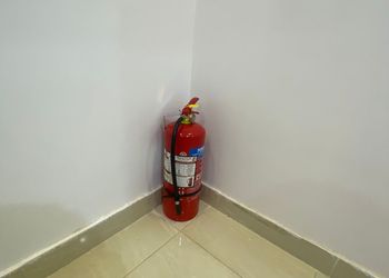 شقة بغرفتين نوم وصالة 