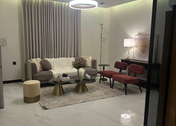 استديو هادئ بدخول ذاتي 